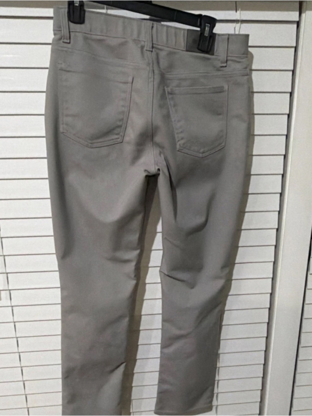 Calvin Klein Men's Gray Chino Pants Cotton Polyester Solid Logo Accent 32
